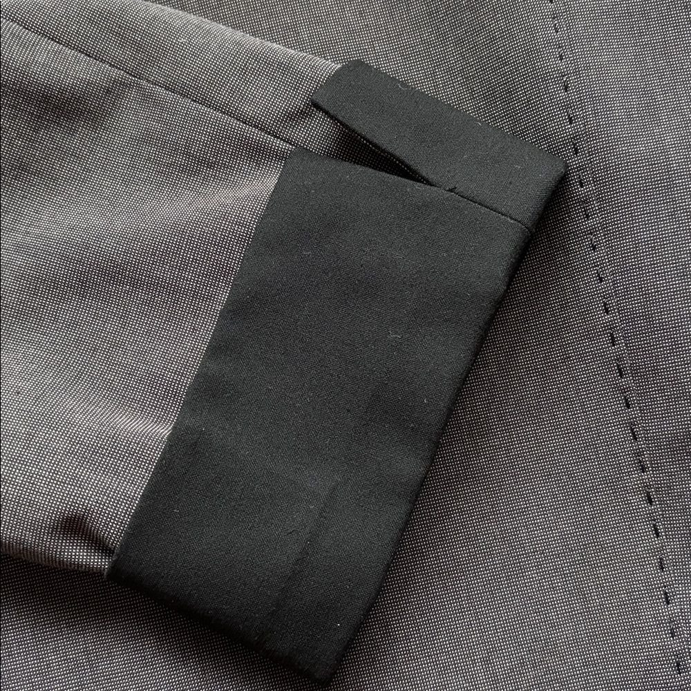 👛(ANY 2/$50) Vintage TAHARI 2 Button Jacket Imitation Flap Pockets Black Cuffs - Picture 5 of 11